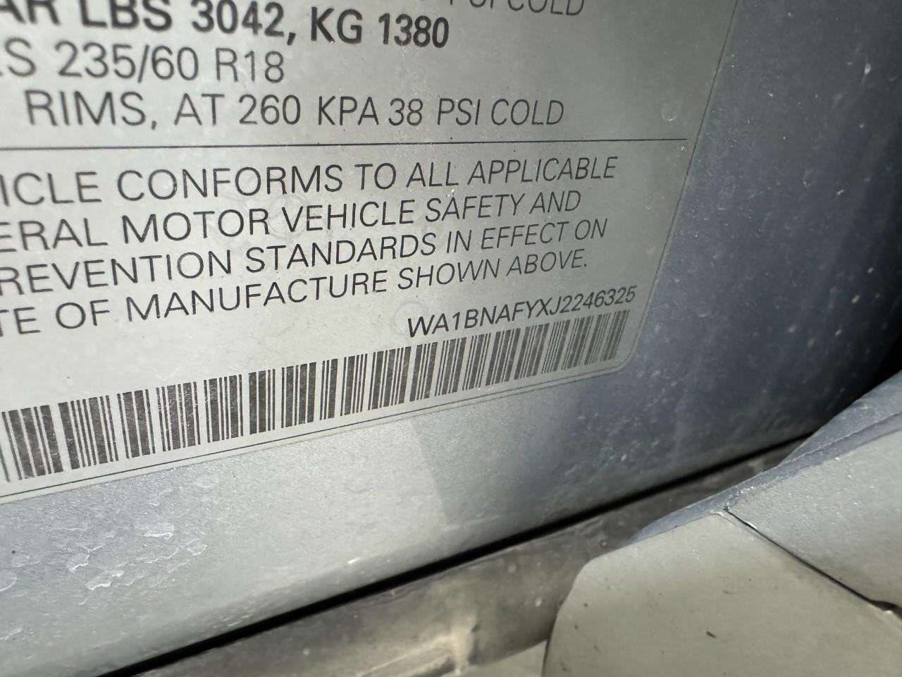 Audi Q5 Vehicle Full-screen Gallery Image 36