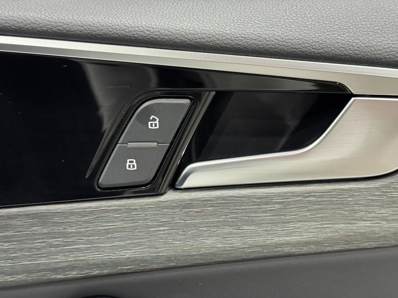 Audi A5 Sportback Vehicle Full-screen Gallery Image 21