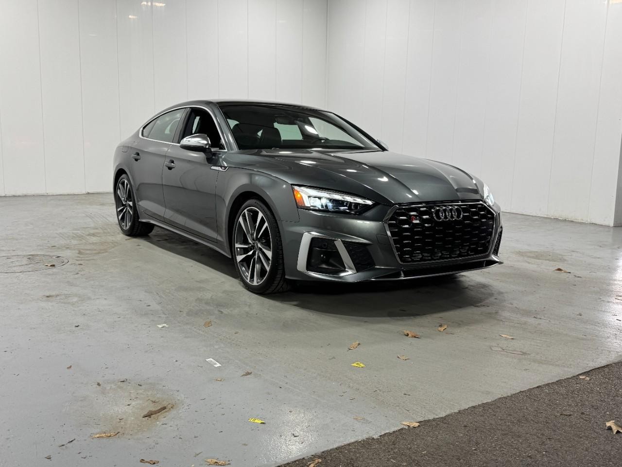 Audi S5 Sportback Vehicle Full-screen Gallery Image 6