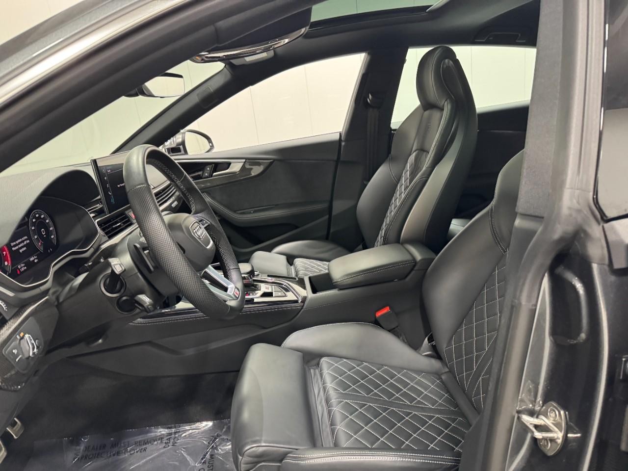 Audi S5 Sportback Vehicle Full-screen Gallery Image 28