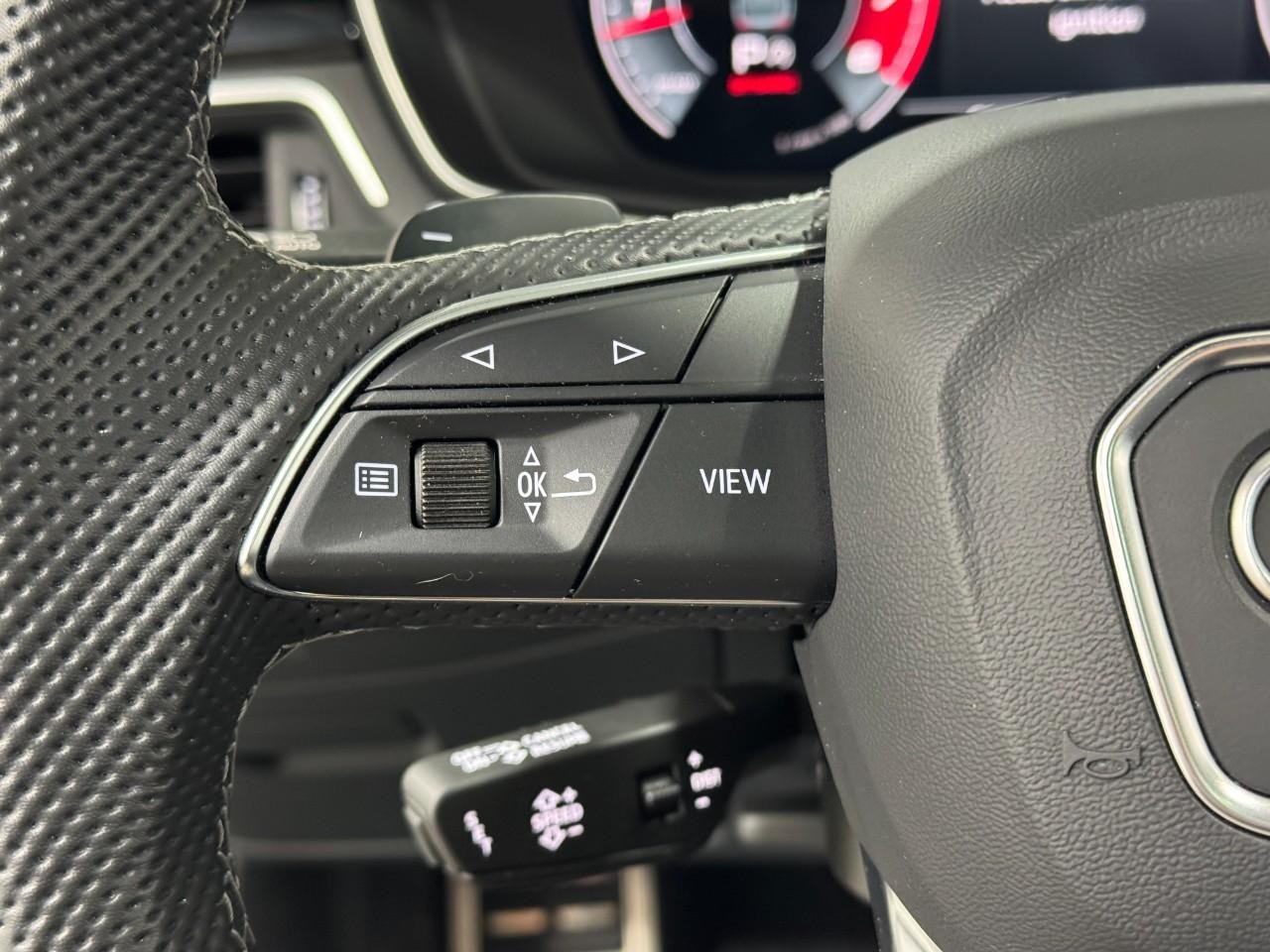 Audi S5 Sportback Vehicle Full-screen Gallery Image 33