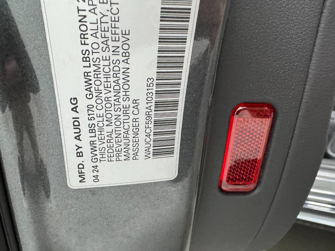 Audi S5 Sportback Vehicle Full-screen Gallery Image 37