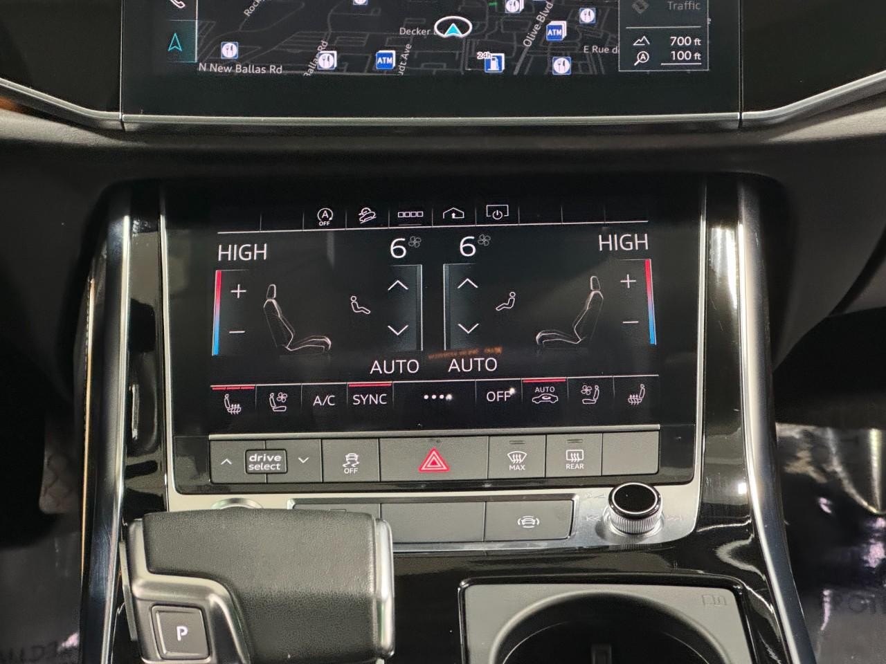 Audi Q8 Vehicle Full-screen Gallery Image 16