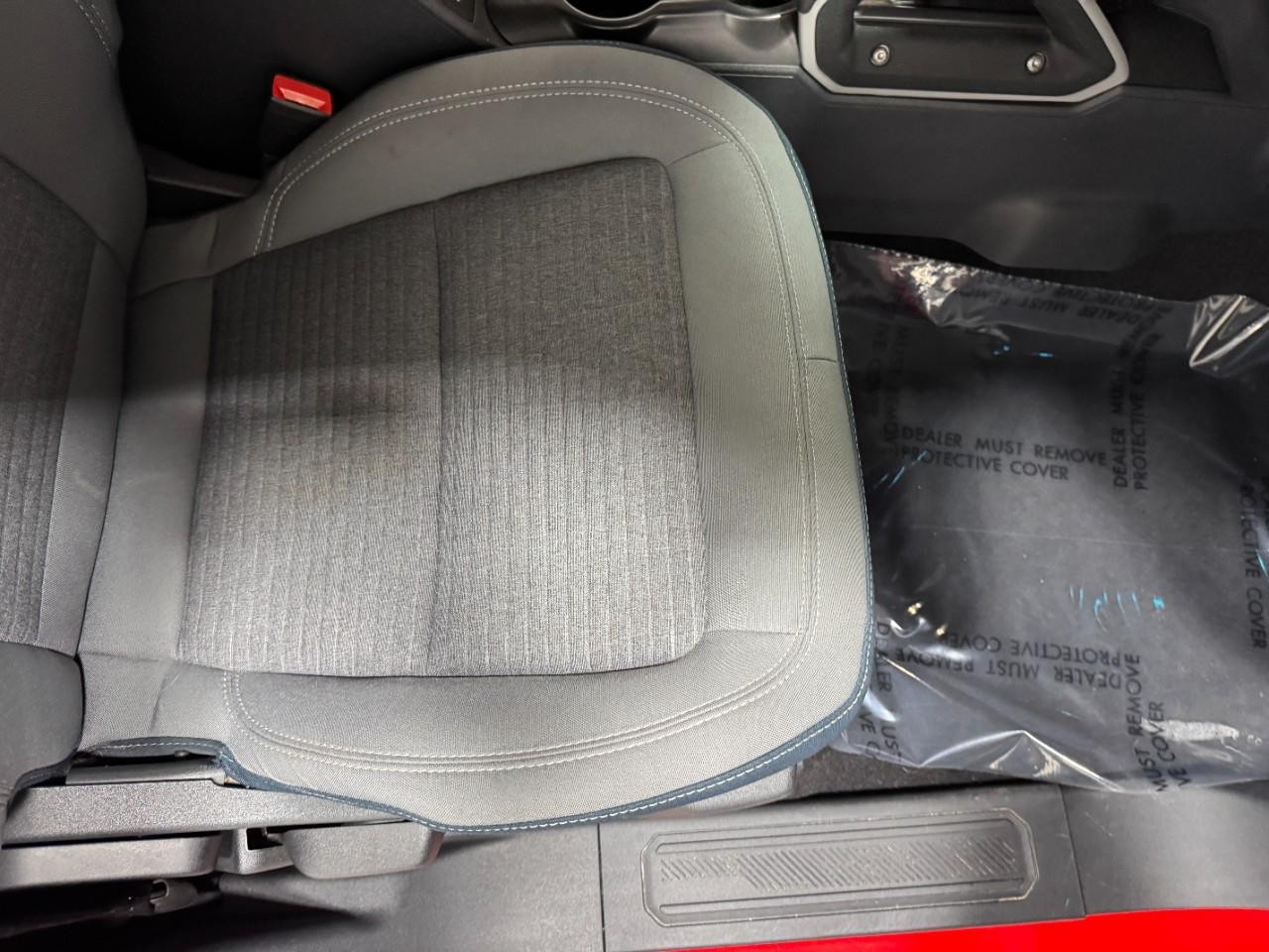 Ford Bronco Vehicle Full-screen Gallery Image 18