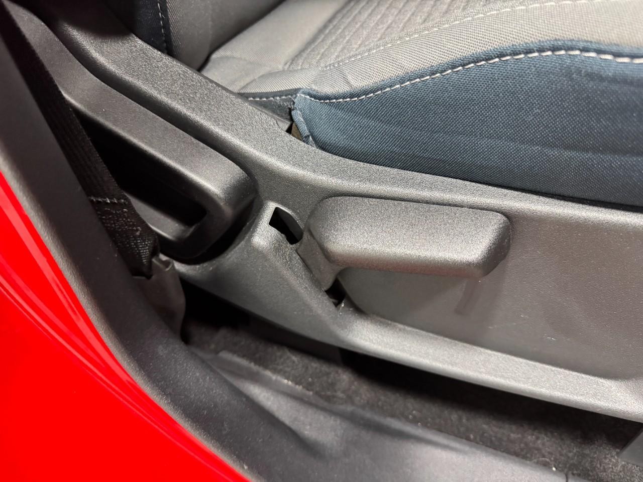 Ford Bronco Vehicle Full-screen Gallery Image 19