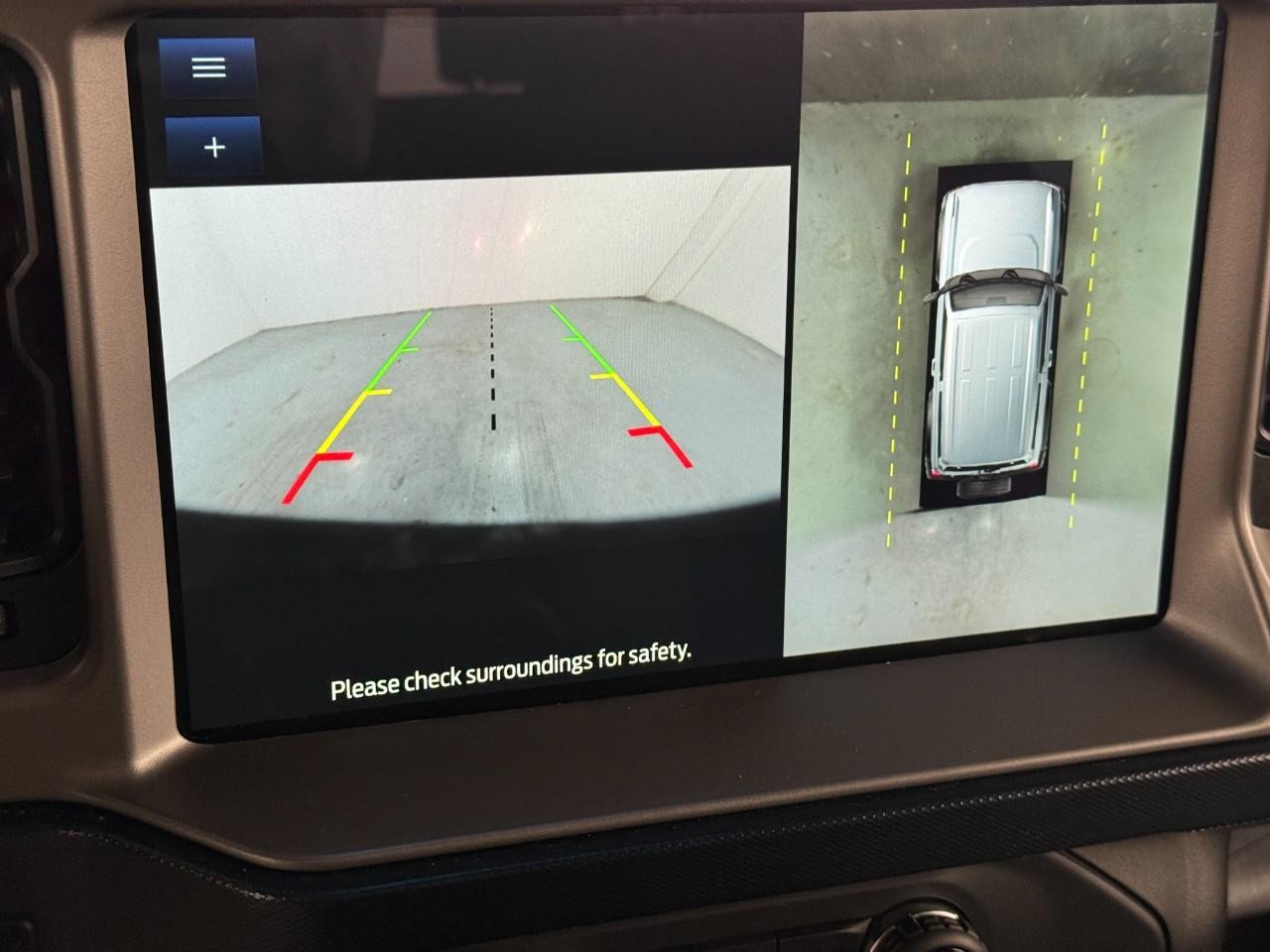 Ford Bronco Vehicle Full-screen Gallery Image 31