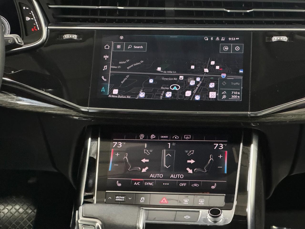 Audi Q7 Vehicle Full-screen Gallery Image 17