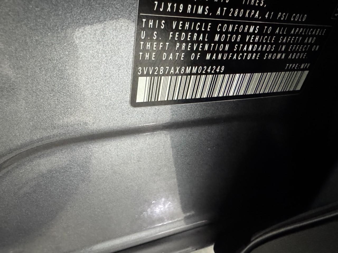 Volkswagen Tiguan Vehicle Full-screen Gallery Image 35