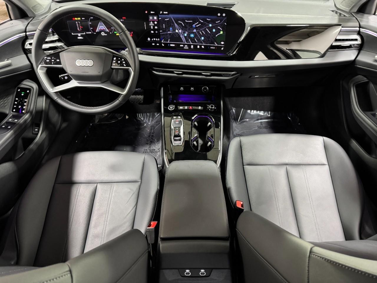 Audi A5 Vehicle Full-screen Gallery Image 12