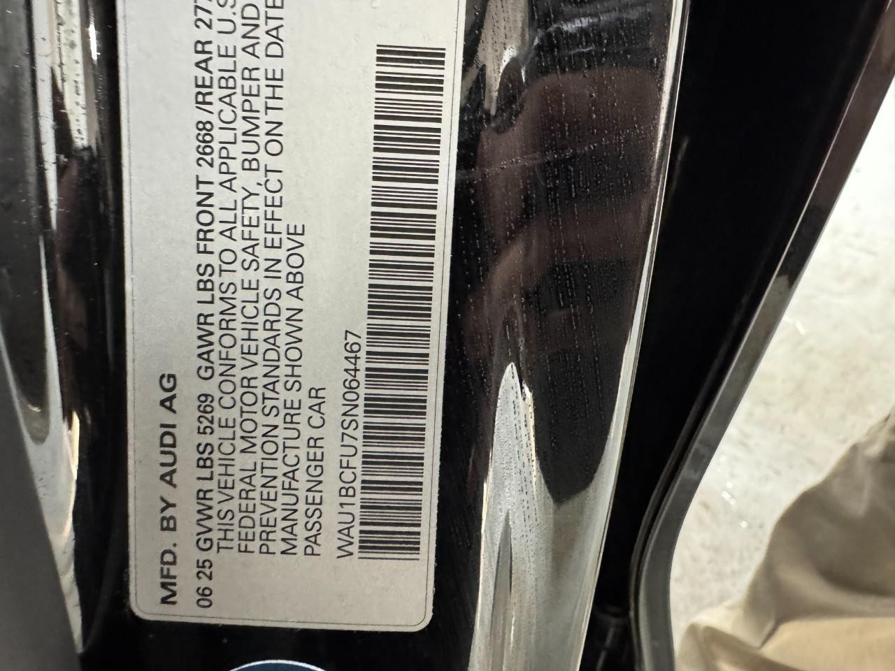 Audi A5 Vehicle Full-screen Gallery Image 31