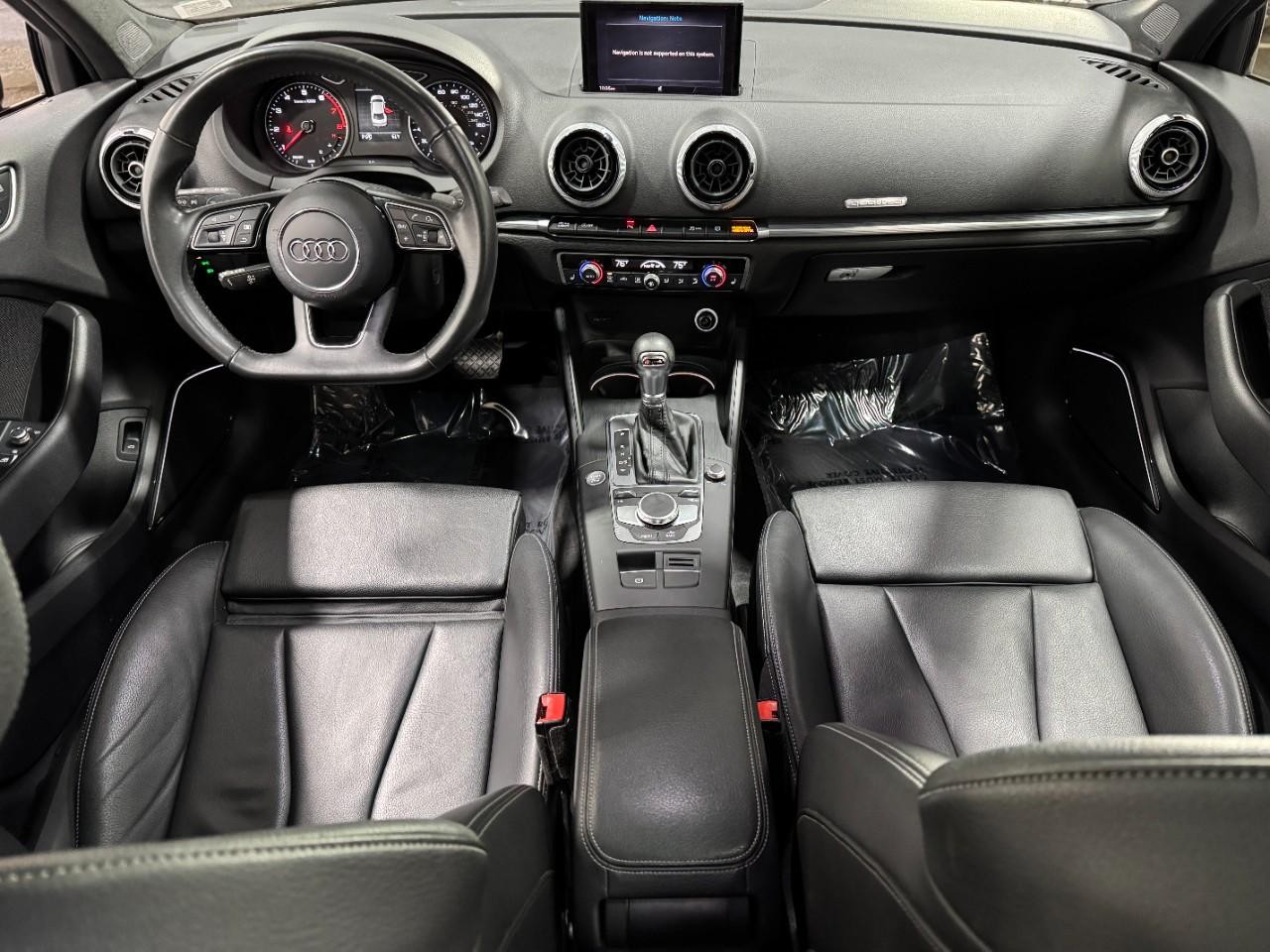 Audi A3 Sedan Vehicle Full-screen Gallery Image 12