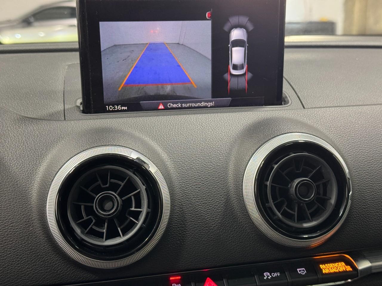 Audi A3 Sedan Vehicle Full-screen Gallery Image 36