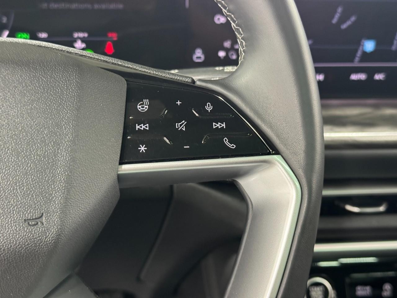 Audi Q5 Vehicle Full-screen Gallery Image 31