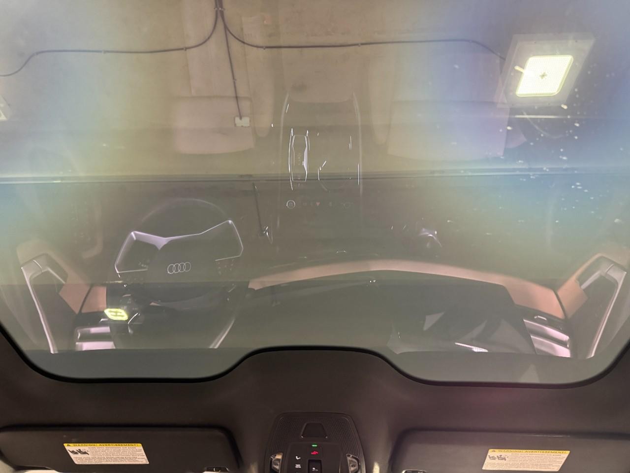 Audi A5 Vehicle Full-screen Gallery Image 12