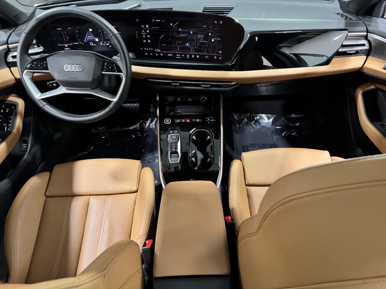 Audi A5 Vehicle Full-screen Gallery Image 13