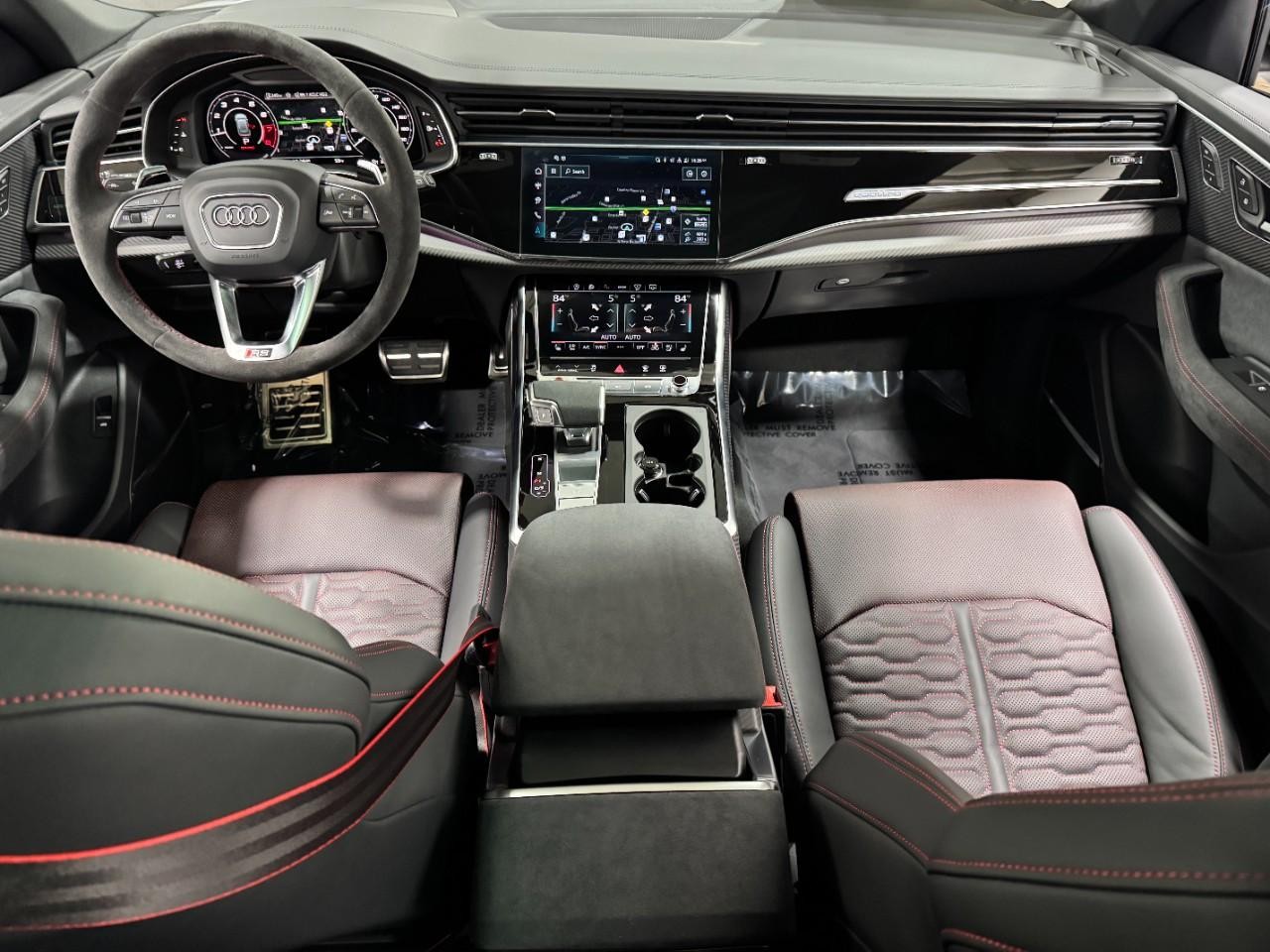 Audi RS Q8 Vehicle Full-screen Gallery Image 13