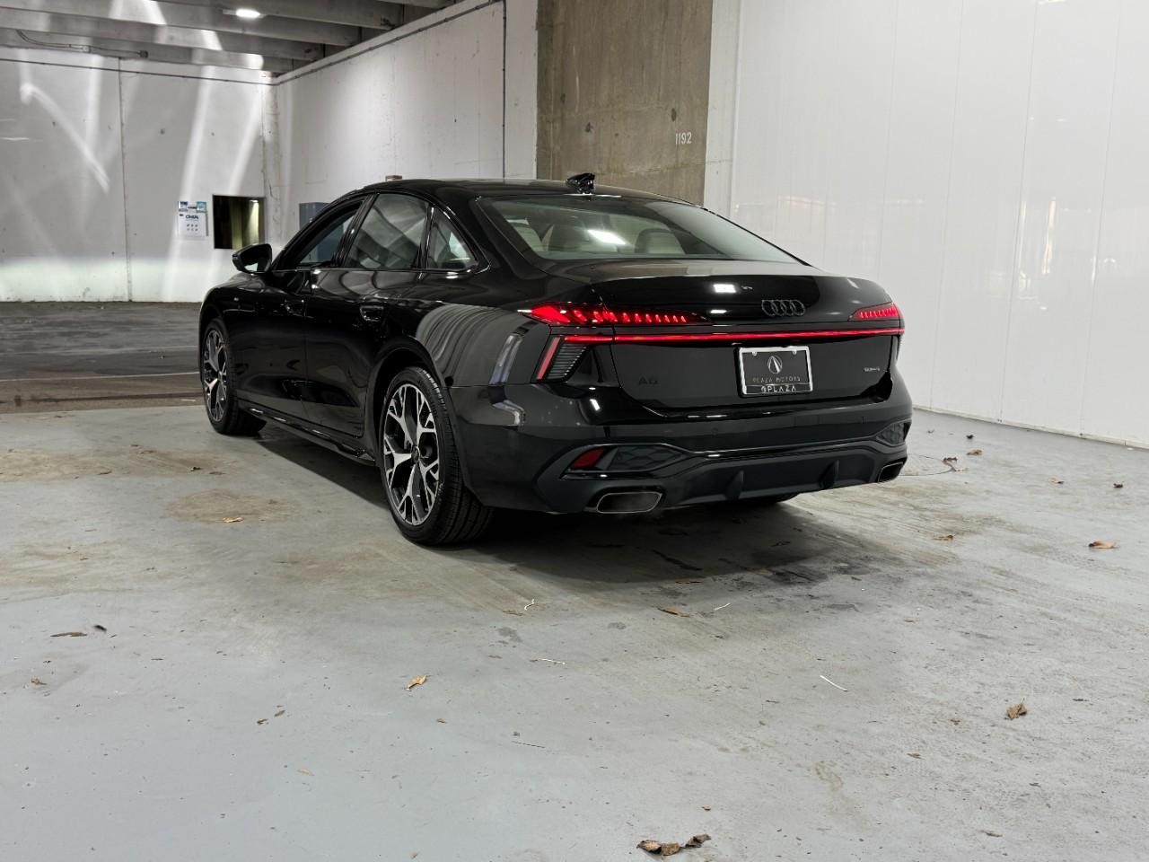 Audi A6 Sedan Vehicle Full-screen Gallery Image 3