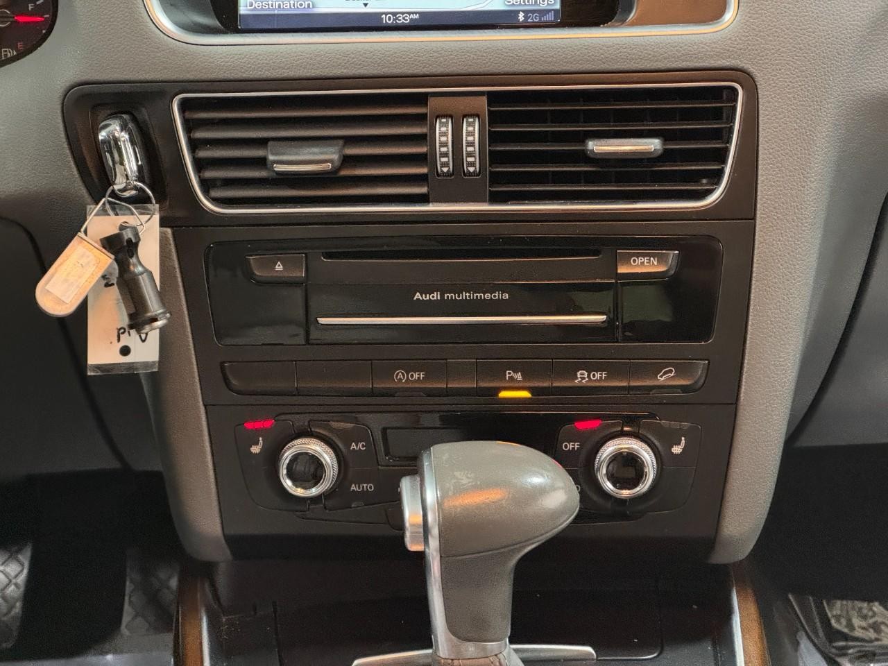 Audi Q5 Vehicle Full-screen Gallery Image 15