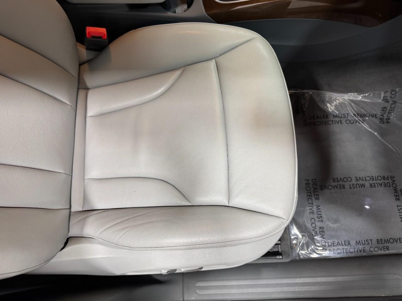 Audi Q5 Vehicle Full-screen Gallery Image 19