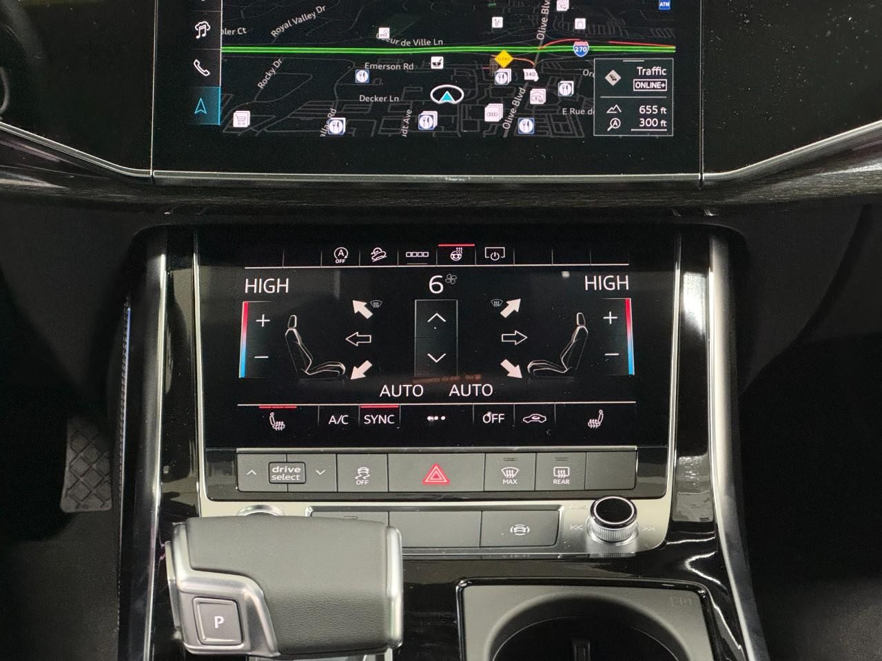 Audi Q7 Vehicle Full-screen Gallery Image 16
