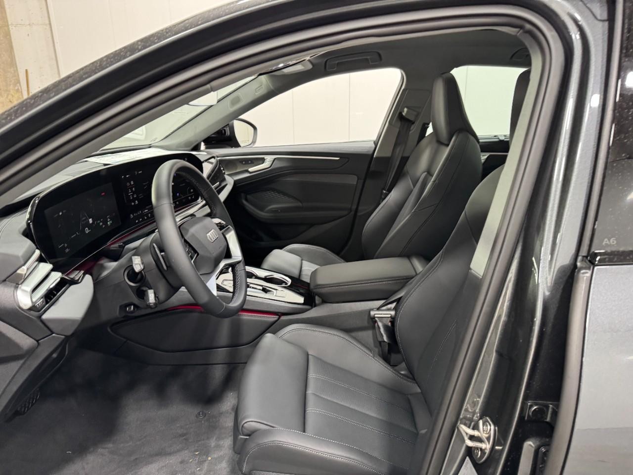 Audi A6 Sedan Vehicle Full-screen Gallery Image 26