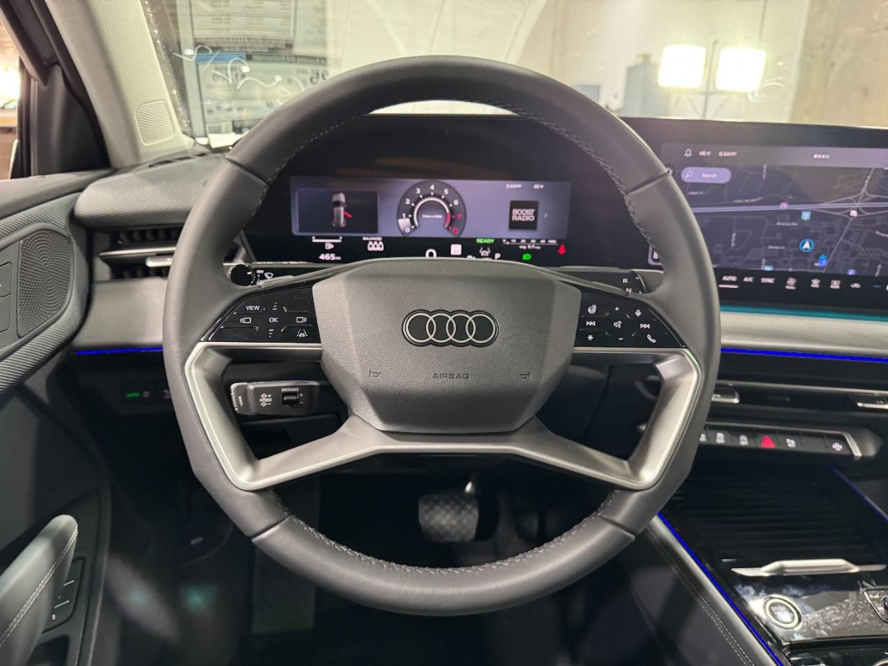 Audi Q3 Vehicle Full-screen Gallery Image 14