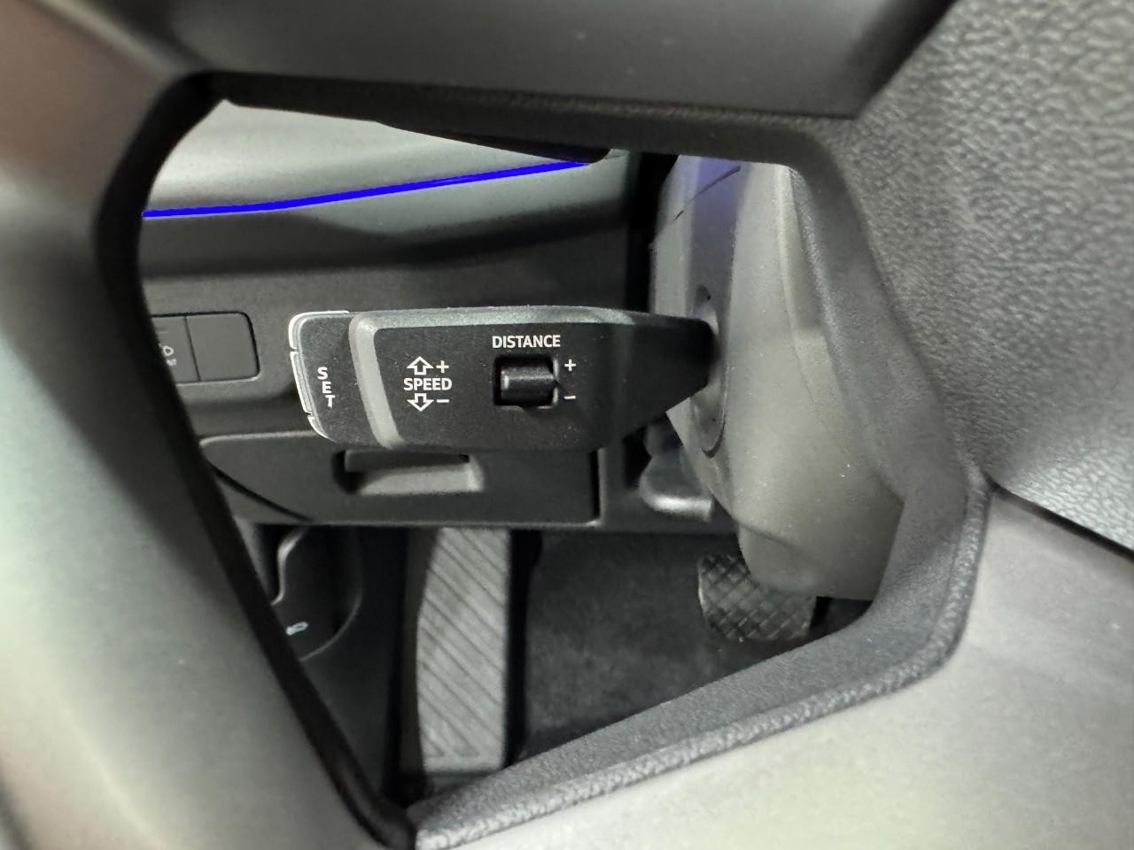 Audi Q3 Vehicle Full-screen Gallery Image 29