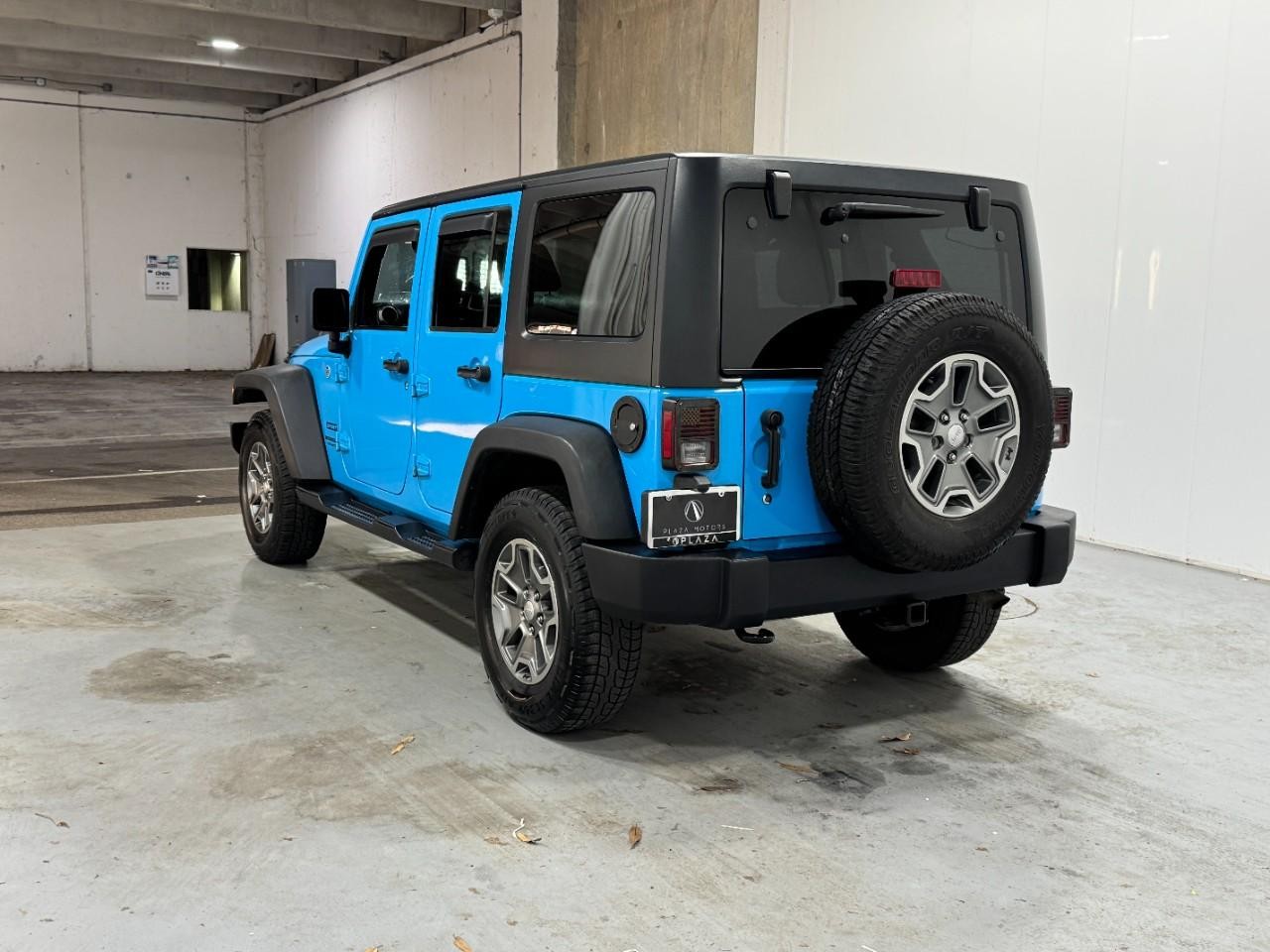 Jeep Wrangler Unlimited Vehicle Full-screen Gallery Image 3