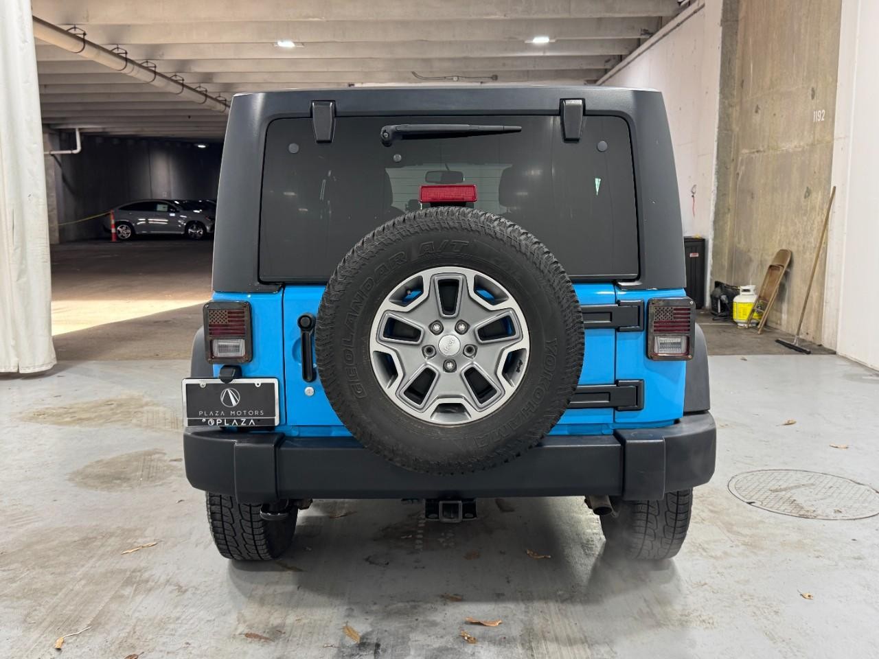 Jeep Wrangler Unlimited Vehicle Full-screen Gallery Image 9