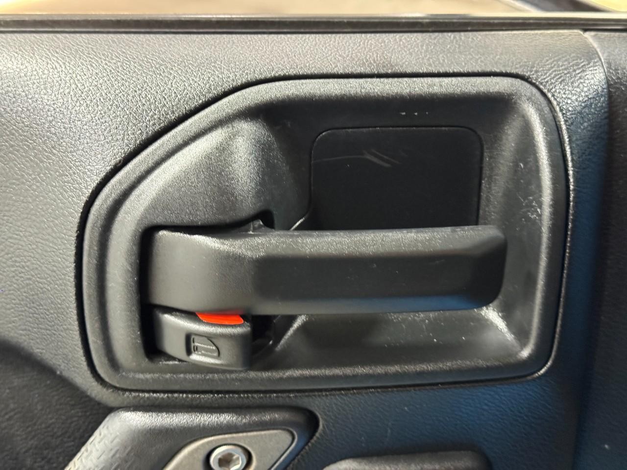 Jeep Wrangler Unlimited Vehicle Full-screen Gallery Image 21