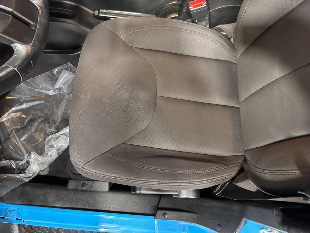 Jeep Wrangler Unlimited Vehicle Full-screen Gallery Image 24