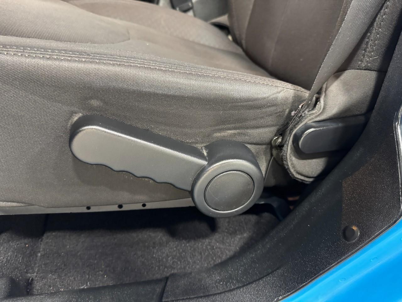 Jeep Wrangler Unlimited Vehicle Full-screen Gallery Image 25