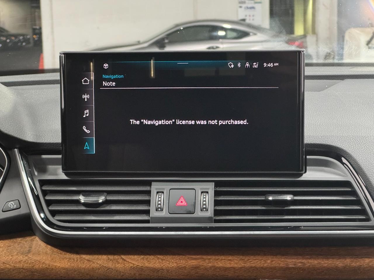 Audi Q5 Vehicle Full-screen Gallery Image 14