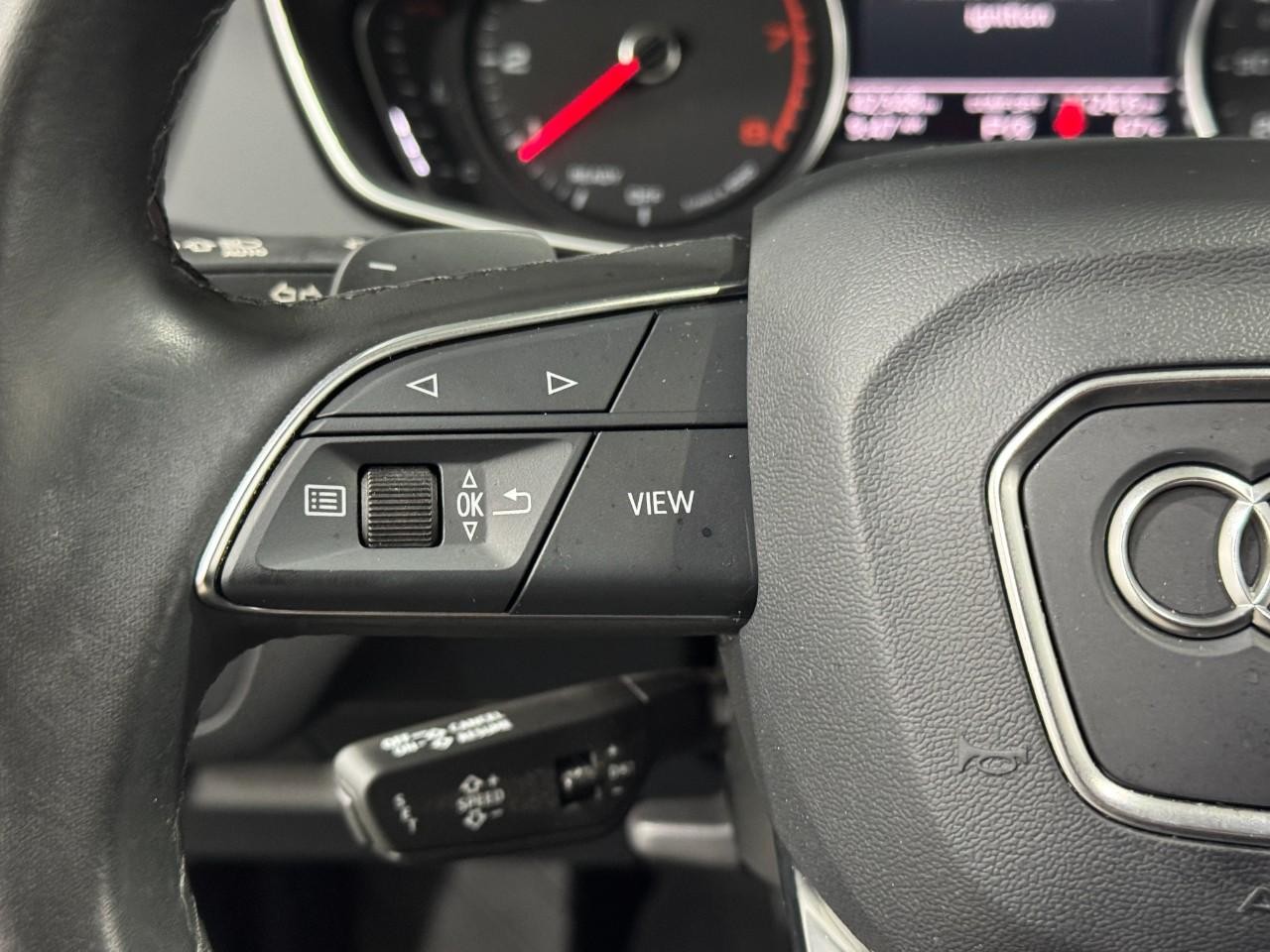 Audi Q5 Vehicle Full-screen Gallery Image 31