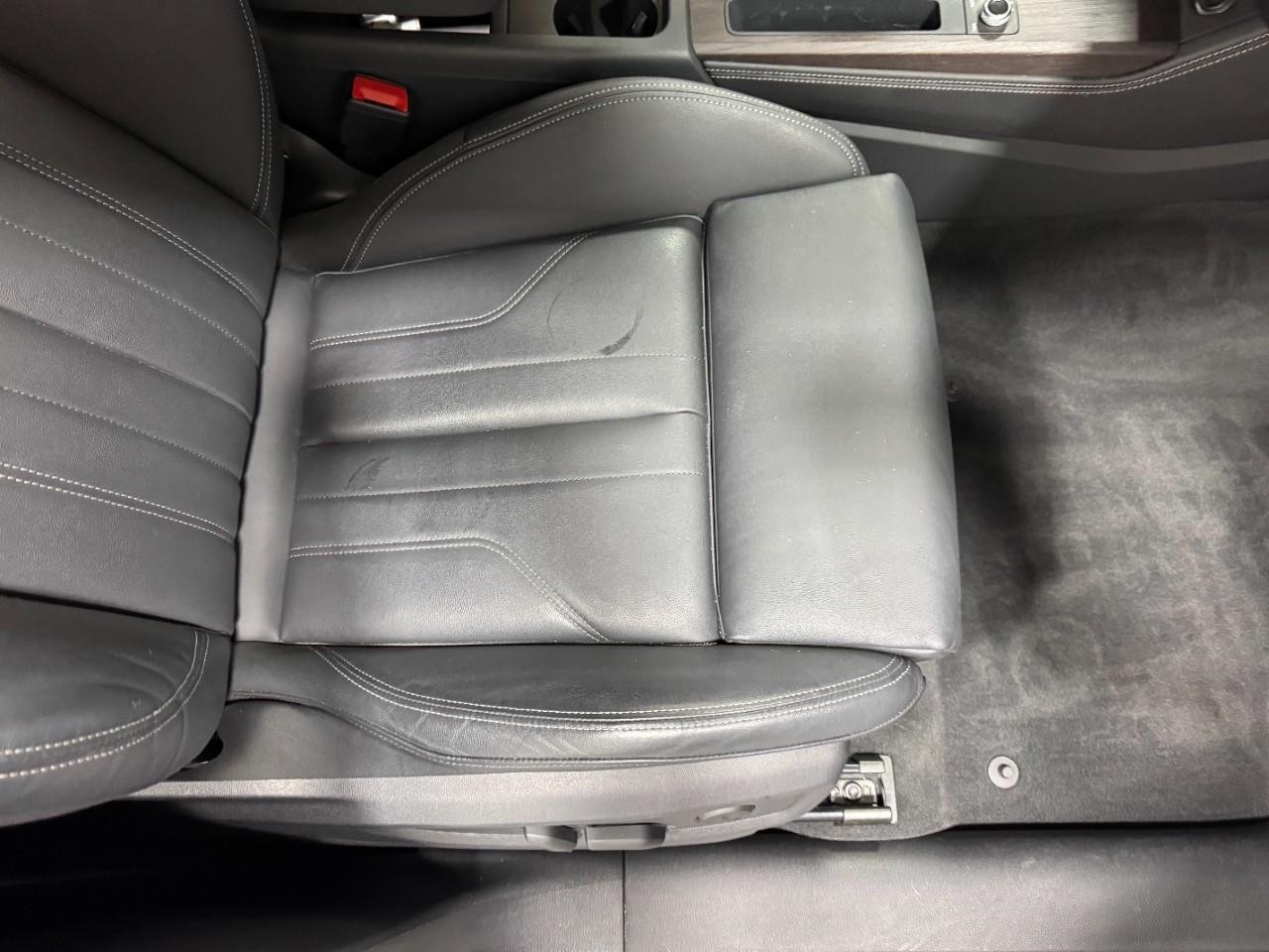 Audi Q5 Sportback Vehicle Full-screen Gallery Image 20