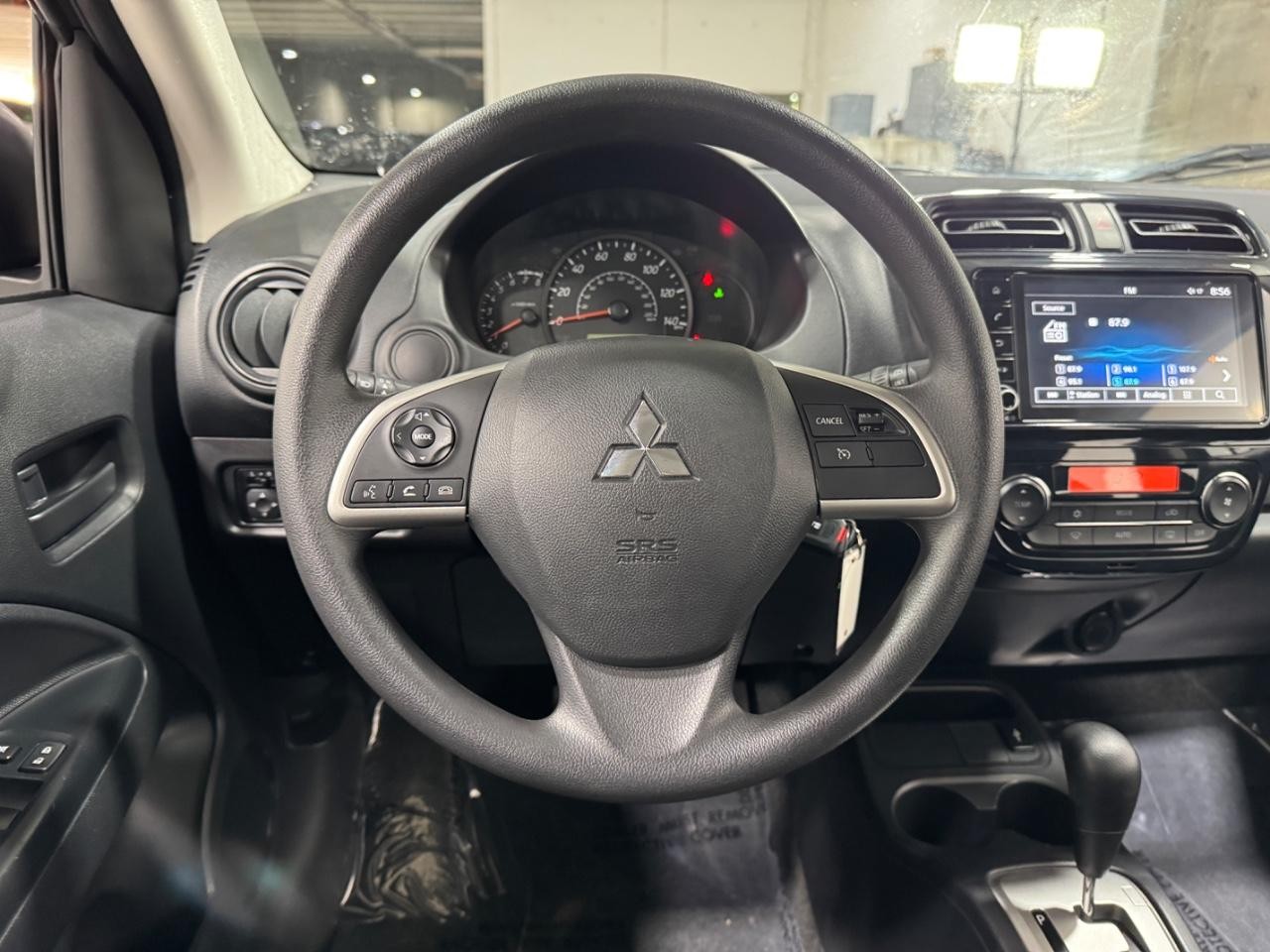 Mitsubishi Mirage Vehicle Full-screen Gallery Image 12