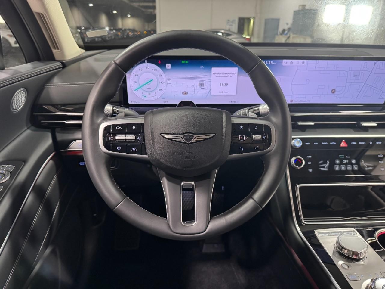 Genesis GV80 Vehicle Full-screen Gallery Image 12