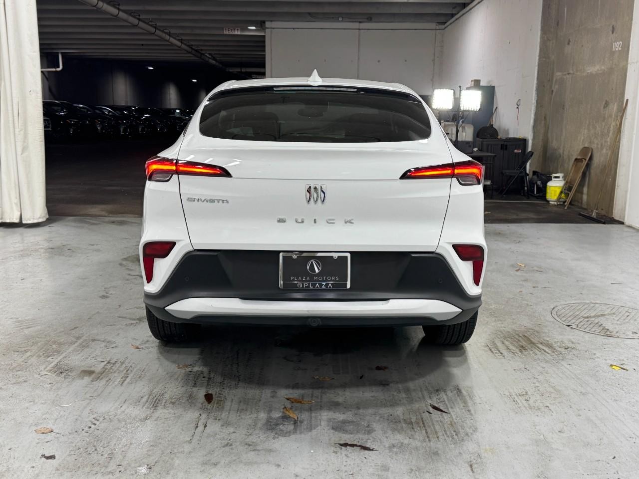 Buick Envista Vehicle Full-screen Gallery Image 9