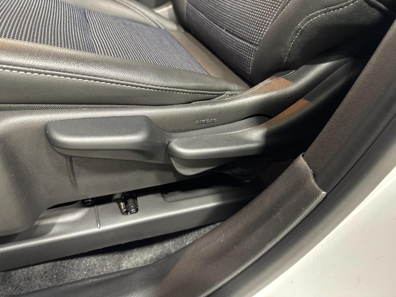 Buick Envista Vehicle Full-screen Gallery Image 26