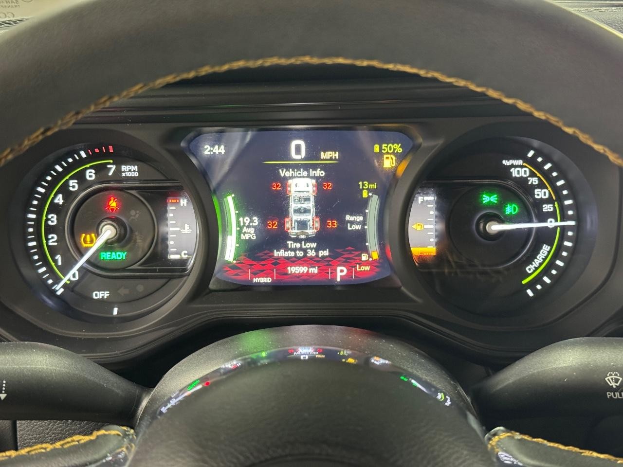 Jeep Wrangler 4xe Vehicle Full-screen Gallery Image 31