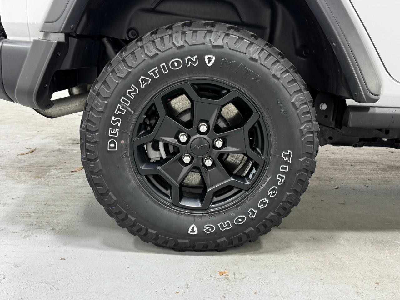 Jeep Wrangler 4xe Vehicle Full-screen Gallery Image 5