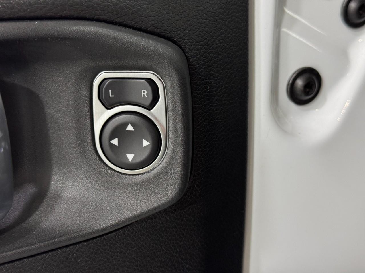 Jeep Wrangler 4xe Vehicle Full-screen Gallery Image 22