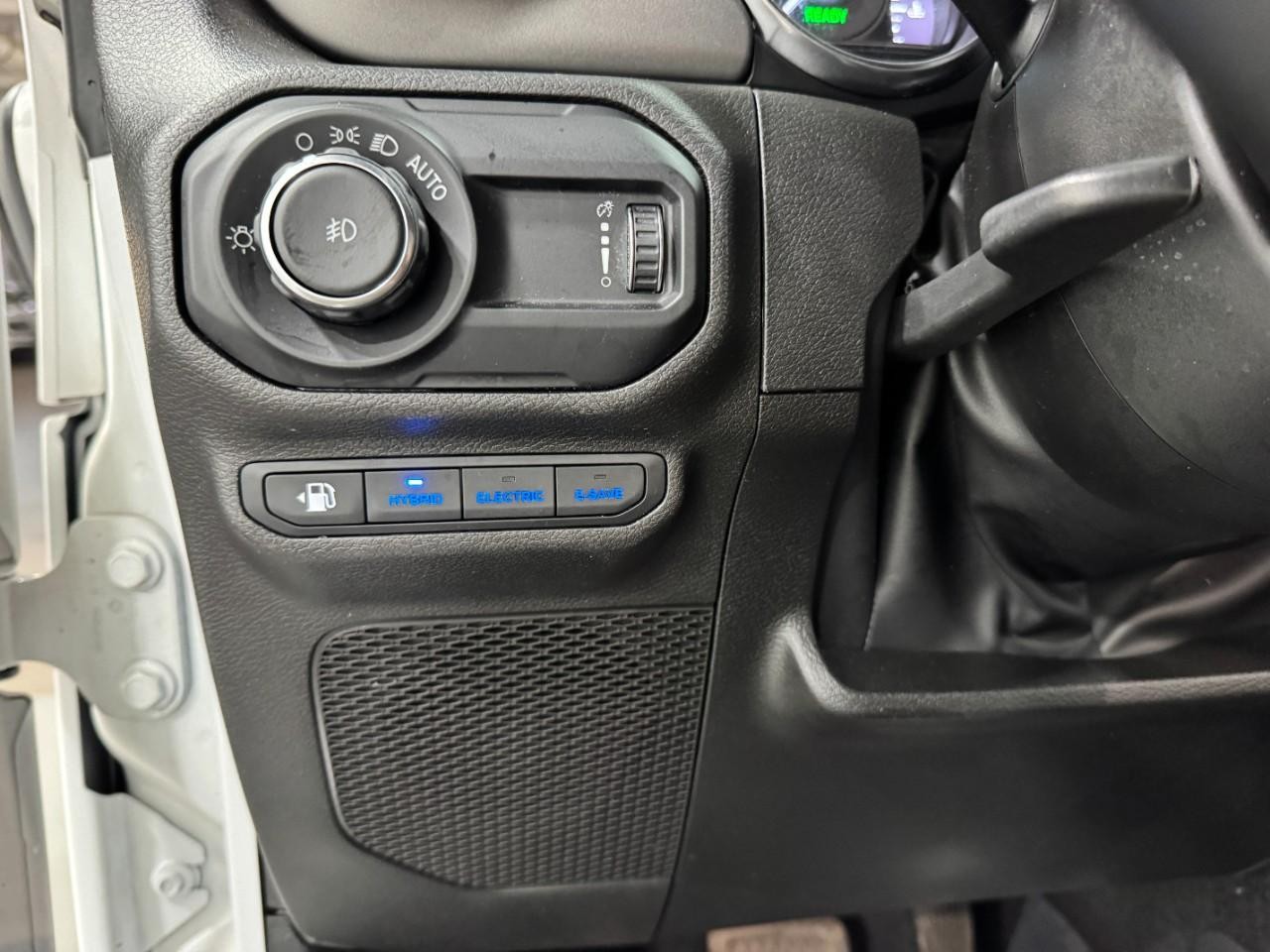 Jeep Wrangler 4xe Vehicle Full-screen Gallery Image 28