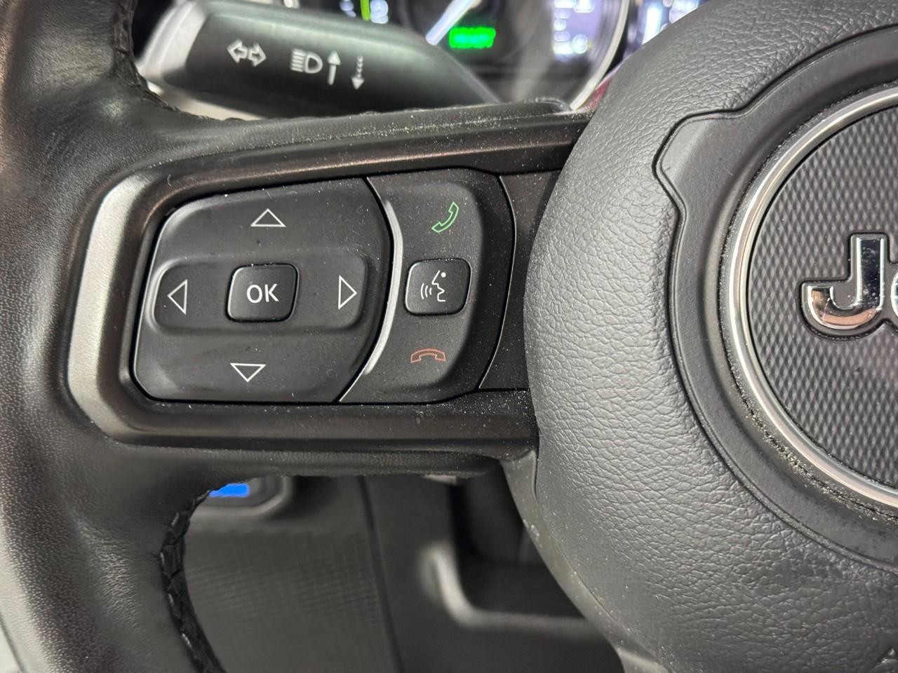 Jeep Wrangler 4xe Vehicle Full-screen Gallery Image 29