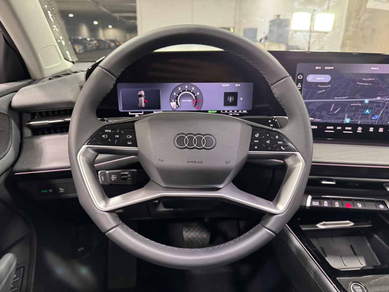 Audi Q3 Vehicle Full-screen Gallery Image 14