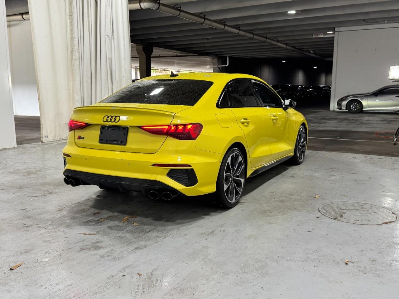 Audi S3 Vehicle Full-screen Gallery Image 4
