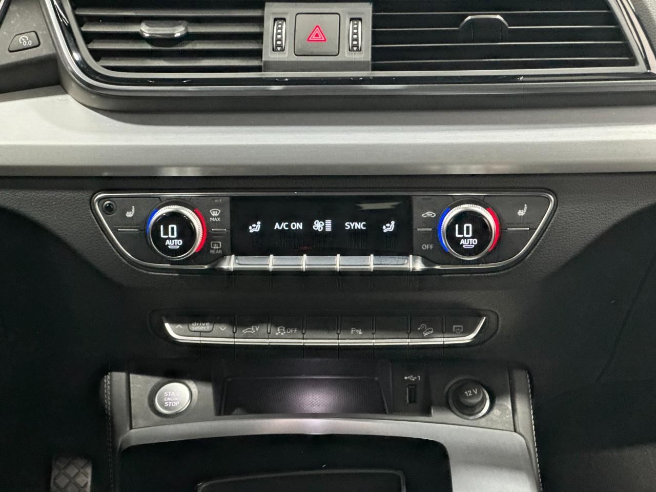 Audi Q5 Vehicle Full-screen Gallery Image 16