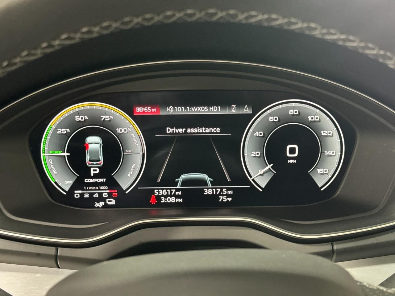 Audi Q5 Vehicle Full-screen Gallery Image 35