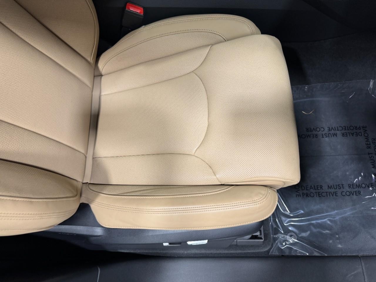 Audi Q7 Vehicle Full-screen Gallery Image 20