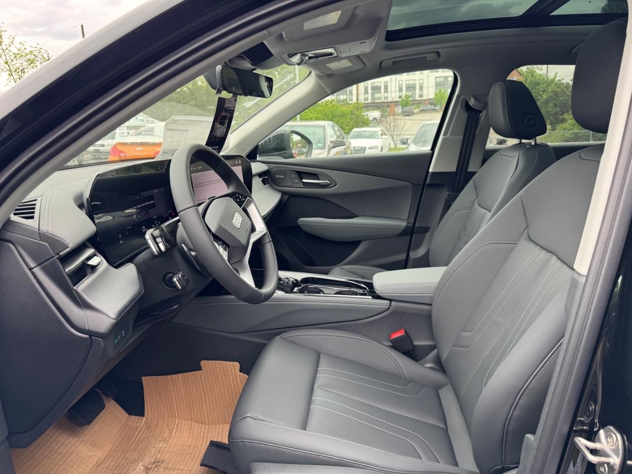 Audi Q3 Vehicle Full-screen Gallery Image 11